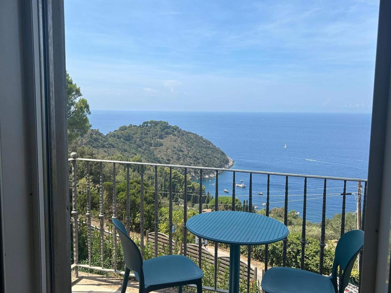 Villa Velta Sea Sunset Porto Santo Stefano  Exteriör bild